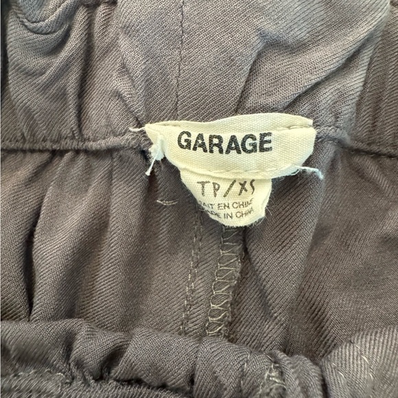 GARAGE Shorts Gray Paperbag Belted Waist Pockets Women’s Size XS - Picture 7 of 8